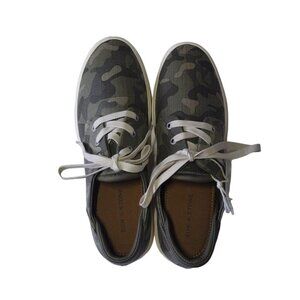 SUN STONE, Upper and textile tennis shoes for men, Camouflage, size 10 1/2. NWT
